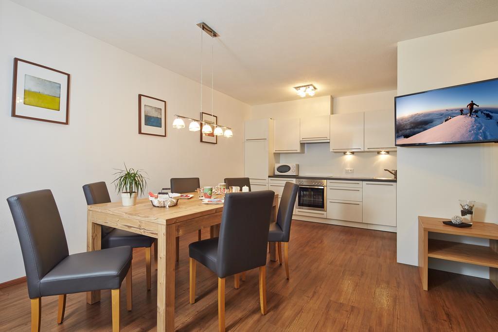 זולדן Alpendiamond Ski In & Bike Out Apartments Top 200, 400 & Penthouse 600 מראה חיצוני תמונה